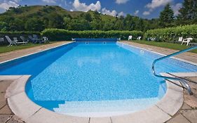 Riverview Lodges And Glamping